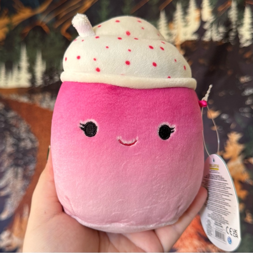 5" Cinnamon the frozen yogurt Squishmallow BNWT